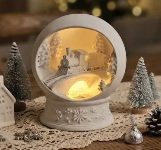 Winter Train snow globe