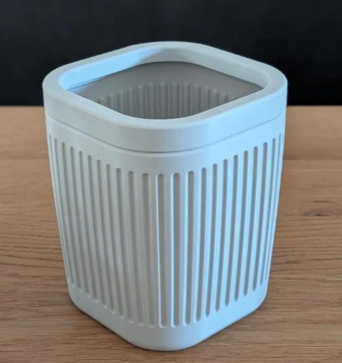 Desktop Trash Bin